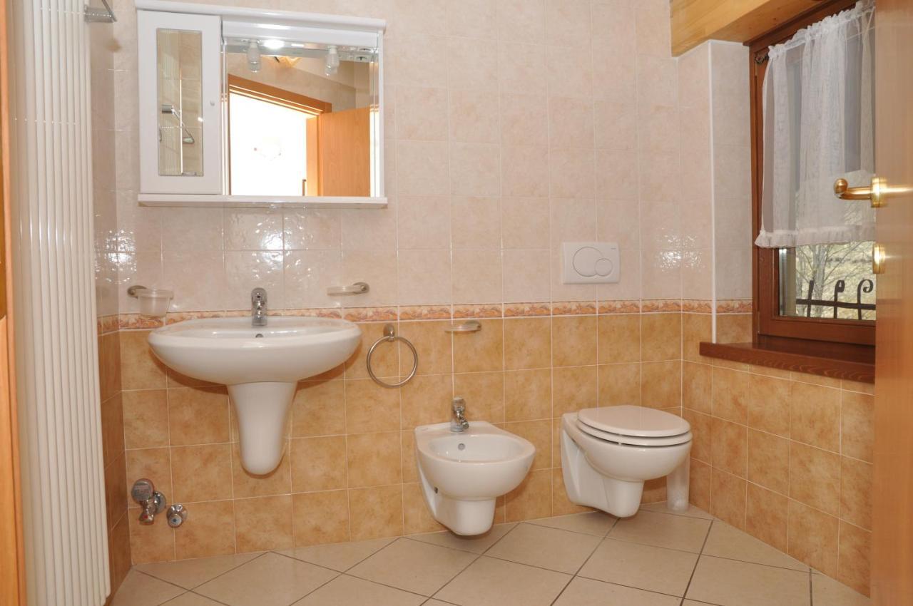 Апартаменти Casa Ornella П'єве-ді-Ледро Екстер'єр фото